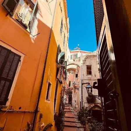 Feriehus Mini Accomodation Sanremo